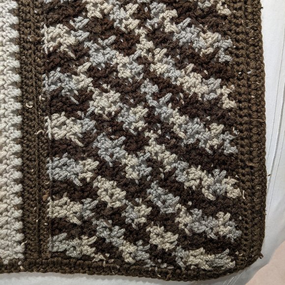 Handmade Quilt 46.5 x 31 Brown Taupe Tones Cottagecore - Picture 3 of 4